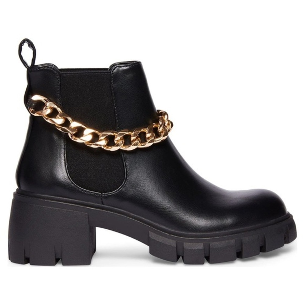 Madden Girl Women's Honey-C Chain Detail Chelsea Boot Size 9